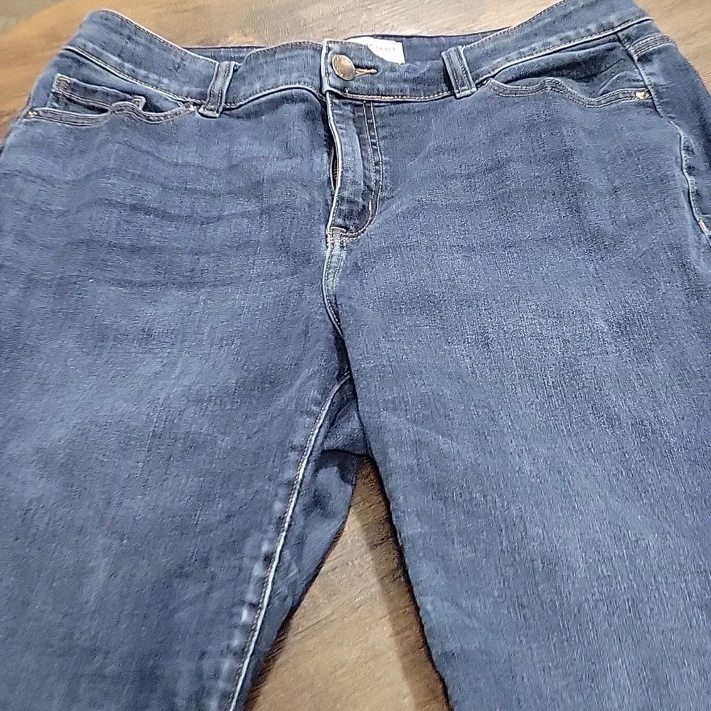 Lane Bryant 16s Dark Blue Flare Jeans - Picture 4 of 6